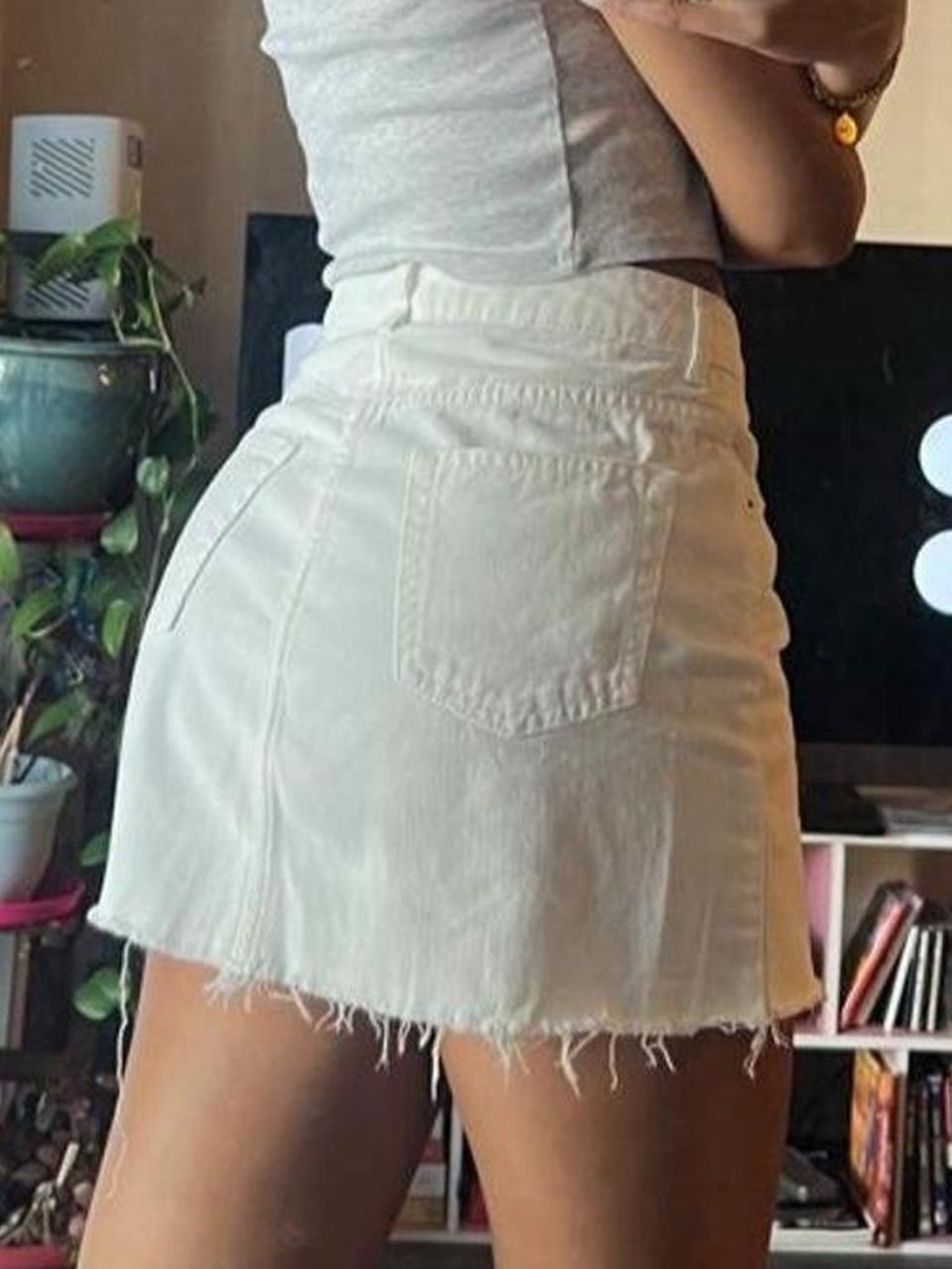White denim mini skirt with frayed hem, Topshop Moto